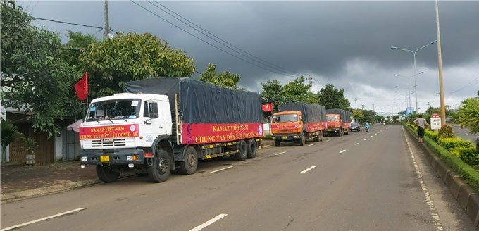 Những chuyến xe kamaz chở yêu thương!